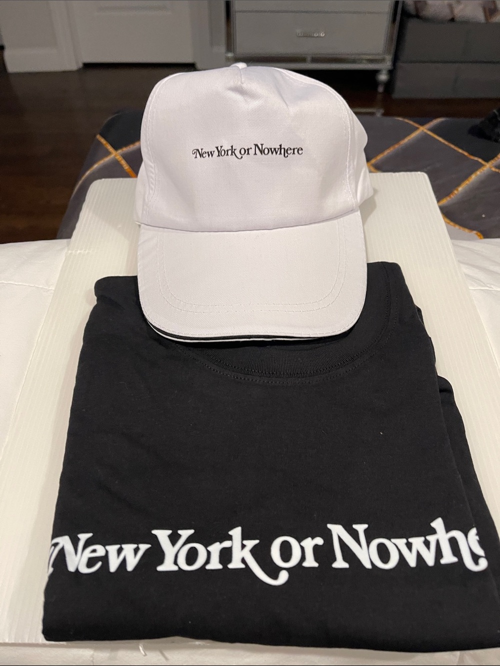 White 'New York or Nowhere' Baseball Cap and short sleeve tee shirt brand new
